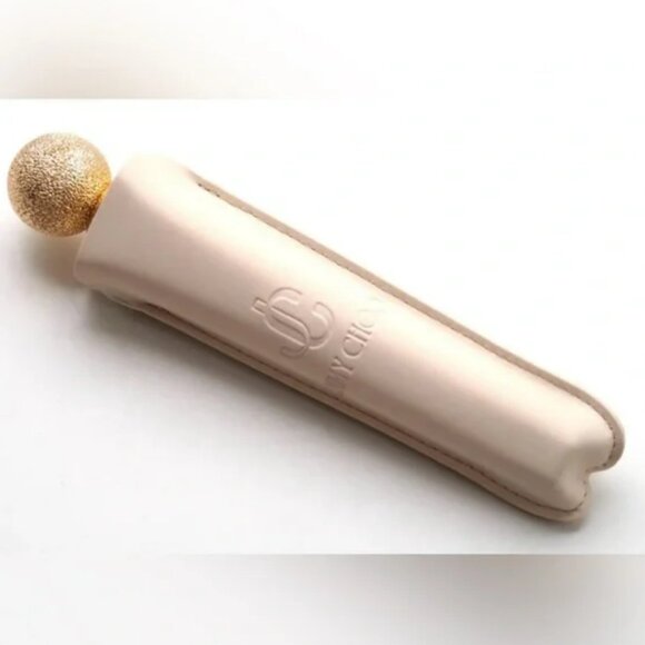 JIMMY CHOO Seduction Collection #001 Red Carpet Satin Lip Colour Lipstick NEW - Picture 6 of 9